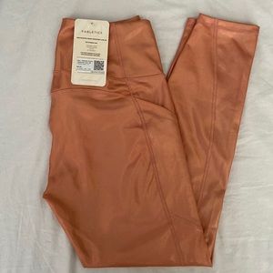 NEW Fabletics 7/8 Legging - Size M